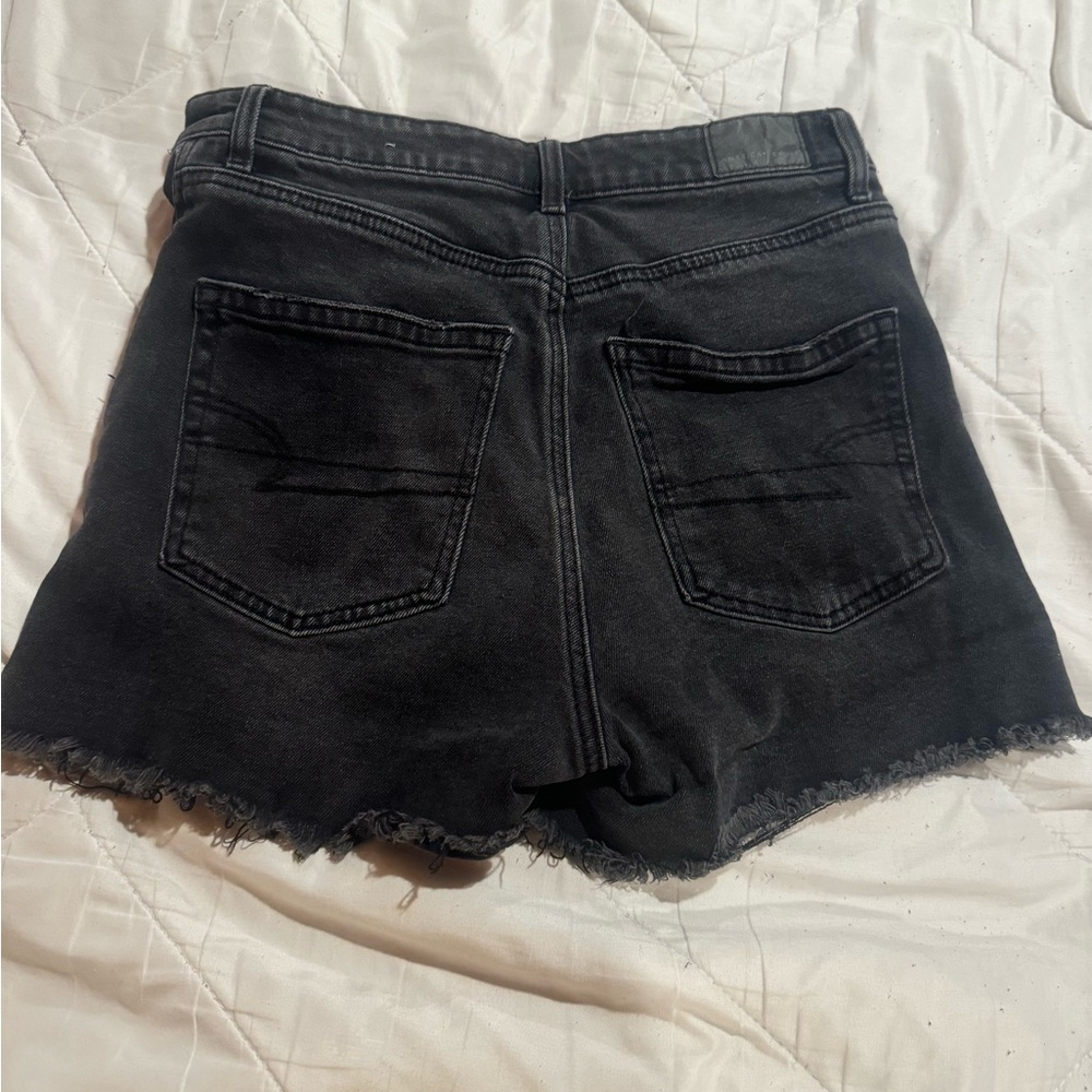 Shorts - Picture 2 of 5